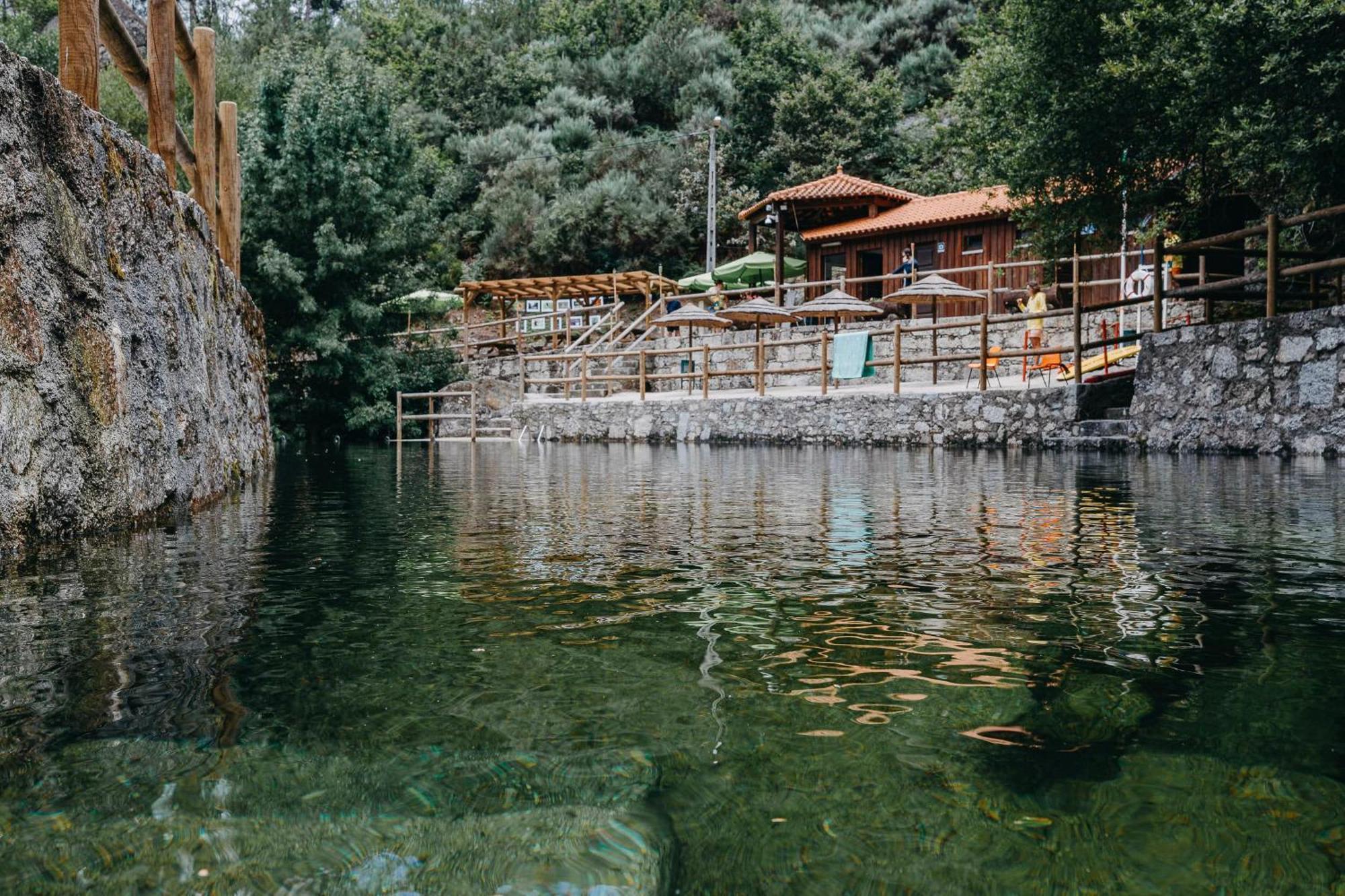 Mountain Lodge T3 Duplex Abrigo Do Lobo 科维良 外观 照片