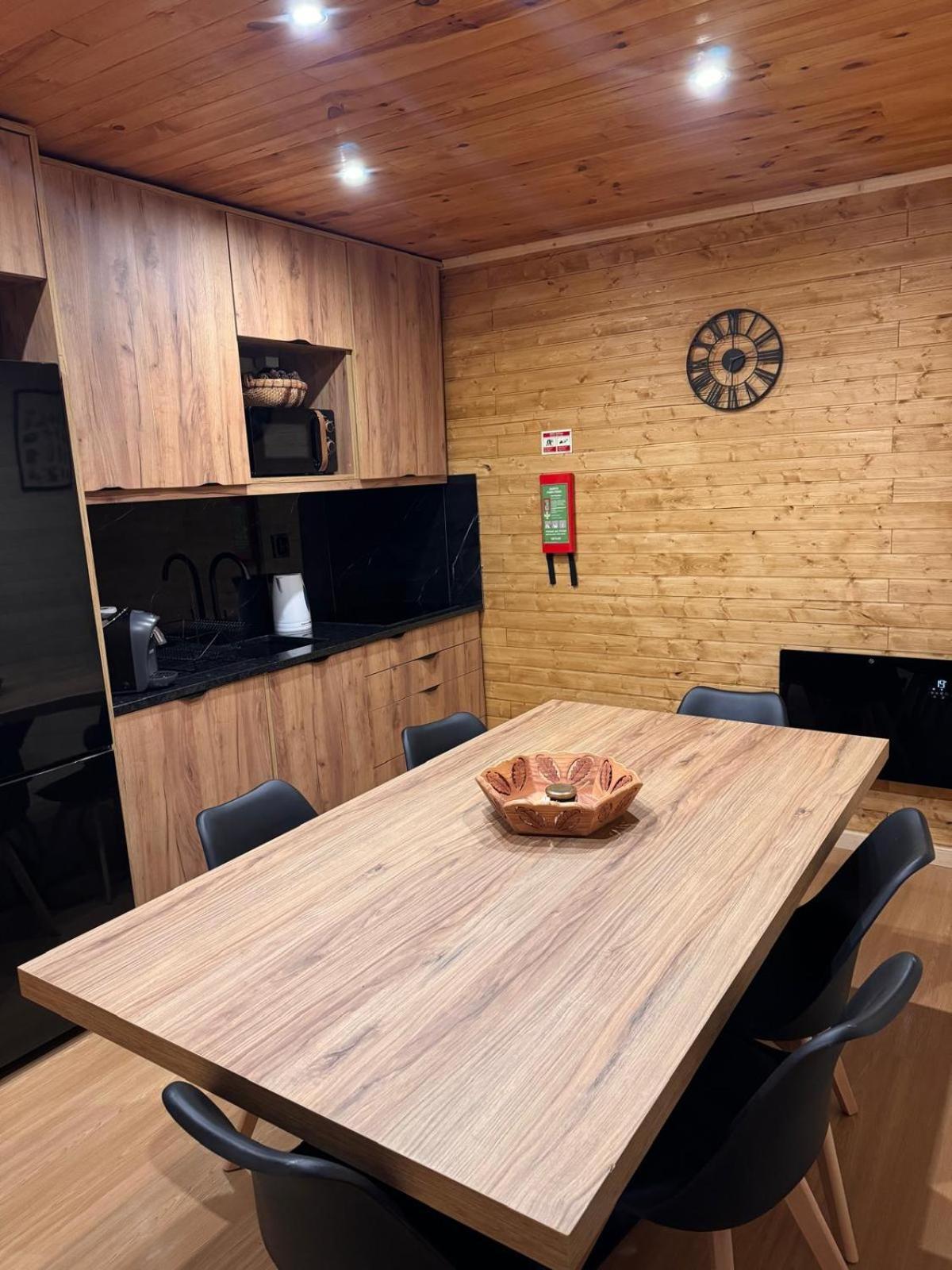 Mountain Lodge T3 Duplex Abrigo Do Lobo 科维良 外观 照片